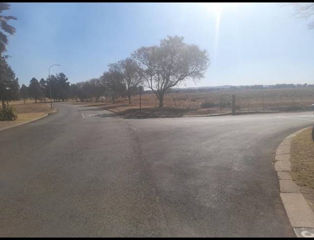 FARM FOR SALE IN GOLF PARK